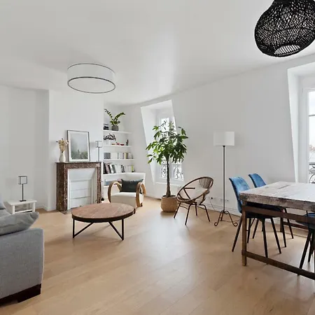 Modern And Bright 1 Bedroom Flat *