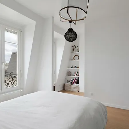 Modern And Bright 1 Bedroom Flat Paris